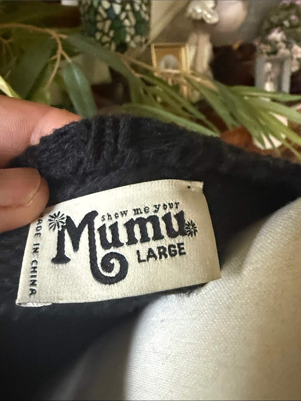 Show Me Your Mumu oversized Fireside sweater in black-and-white Large - Picture 4 of 10